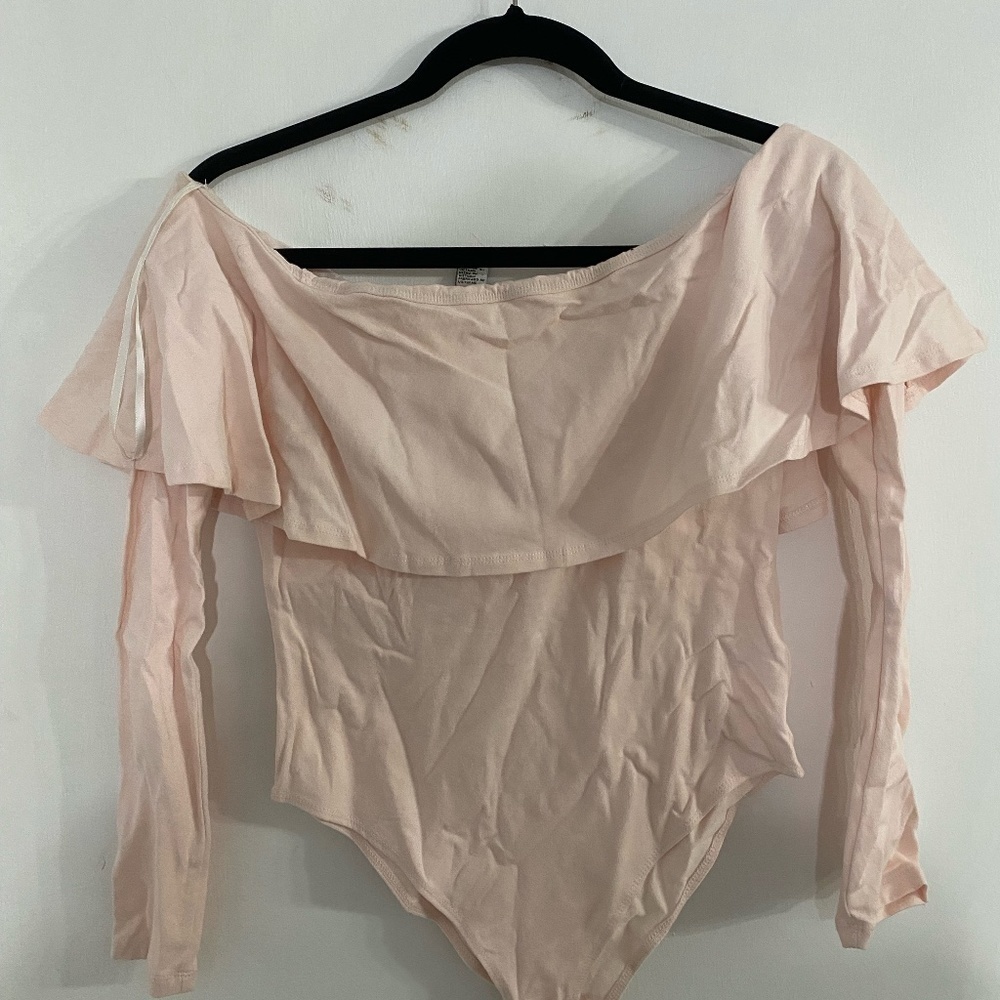 16 Forever 21 Off Shoulder Bodysuit M